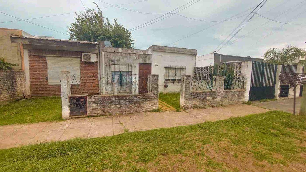 Foto de VENTA CASA 3 AMBIENTES, SAN MIGUEL, imagen 1