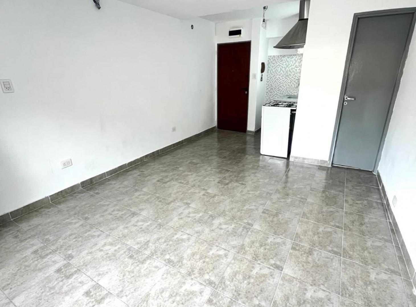 Foto de VENTA MONOAMBIENTE EN CASTELAR, imagen 1