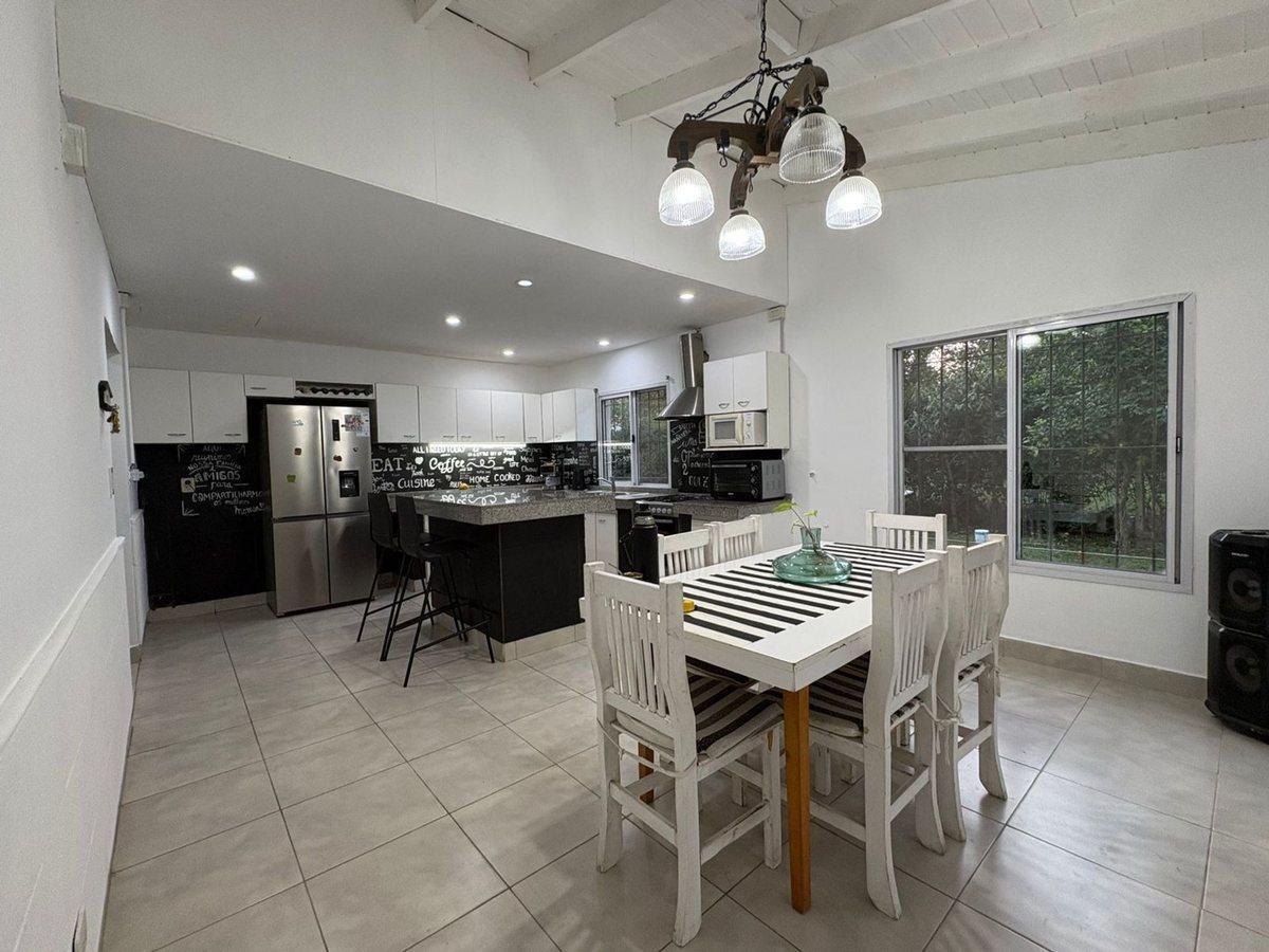 Foto de VENTA CASA 5 AMBIENTES DEL VISO, imagen 3