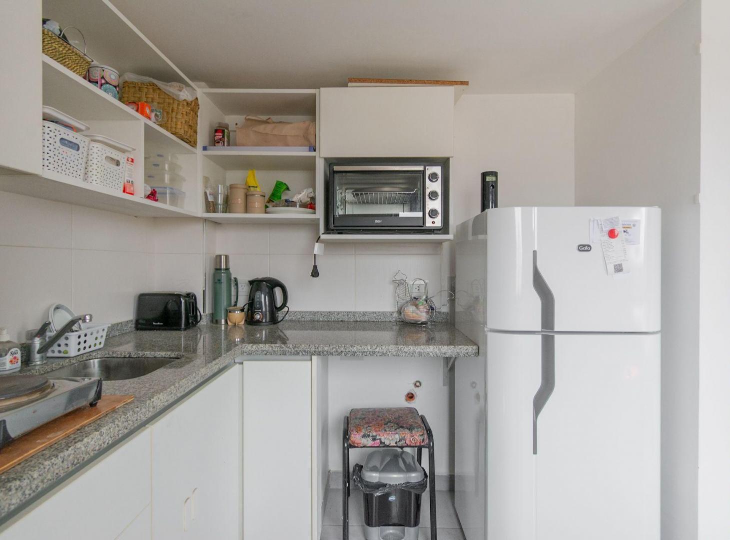 Foto de VENTA MONOAMBIENTE ITUZAINGO COCHERA PzaSanMartin, imagen 3