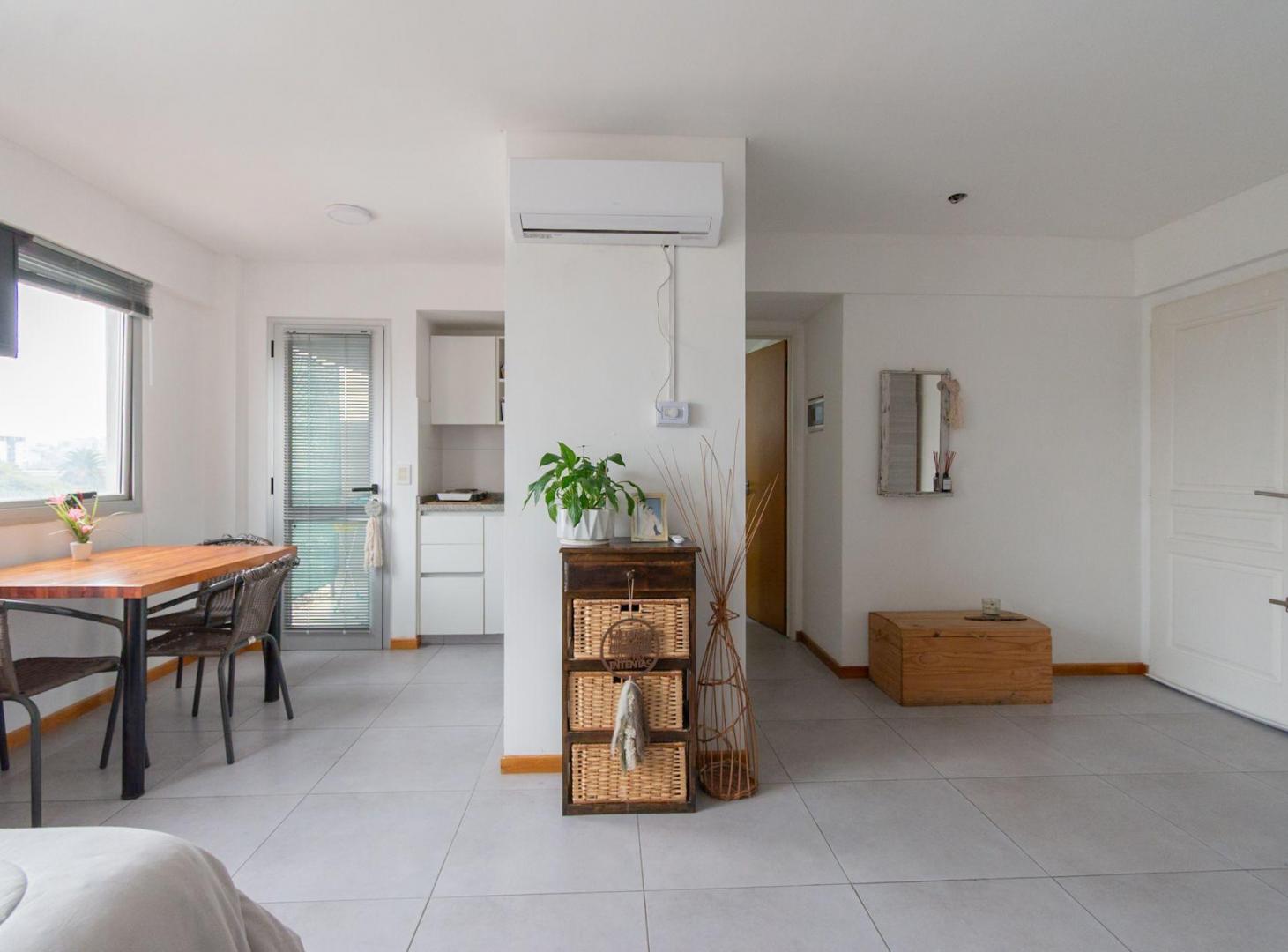 Foto de VENTA MONOAMBIENTE ITUZAINGO COCHERA PzaSanMartin, imagen 4