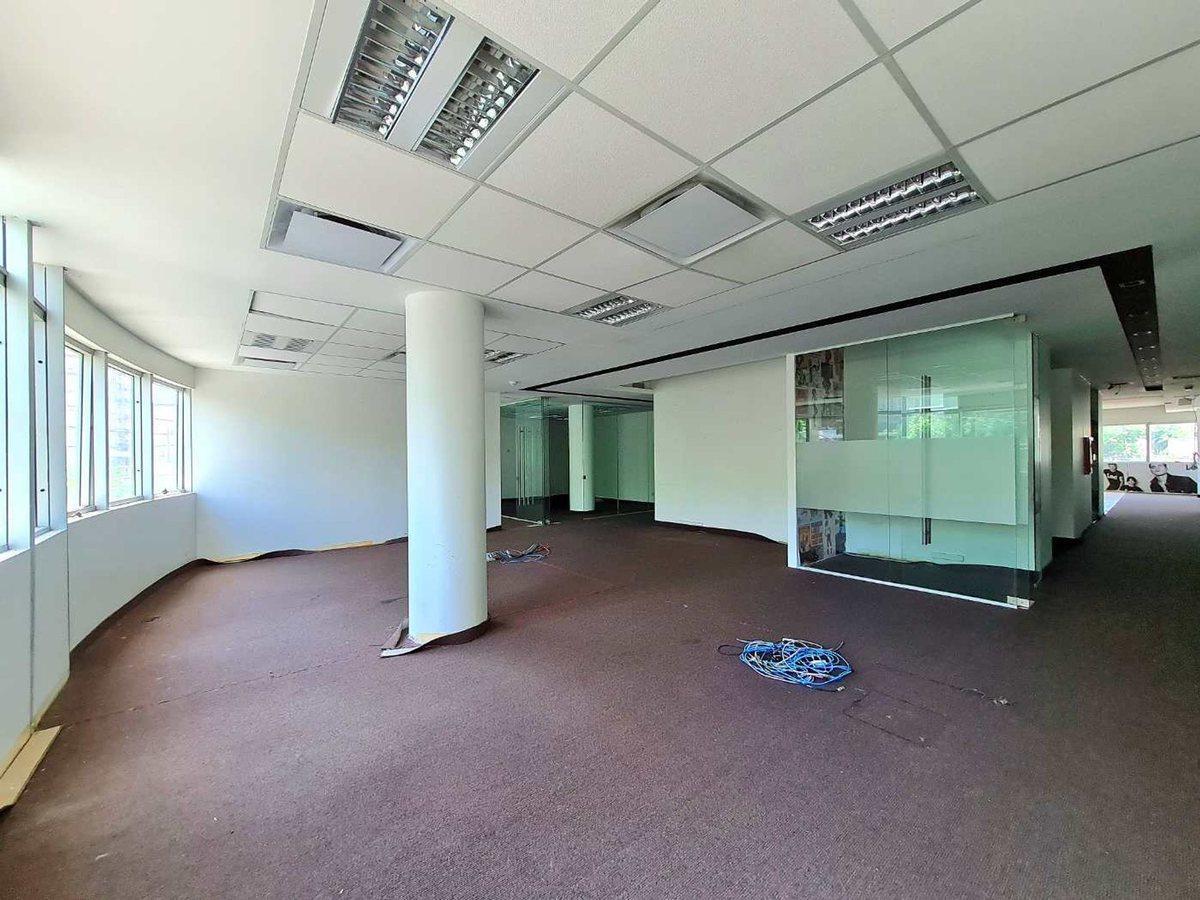 Foto de VENTA EDIFICIO EN BLOCK 3.600 M2 FLORIDA V. LOPEZ., imagen 5