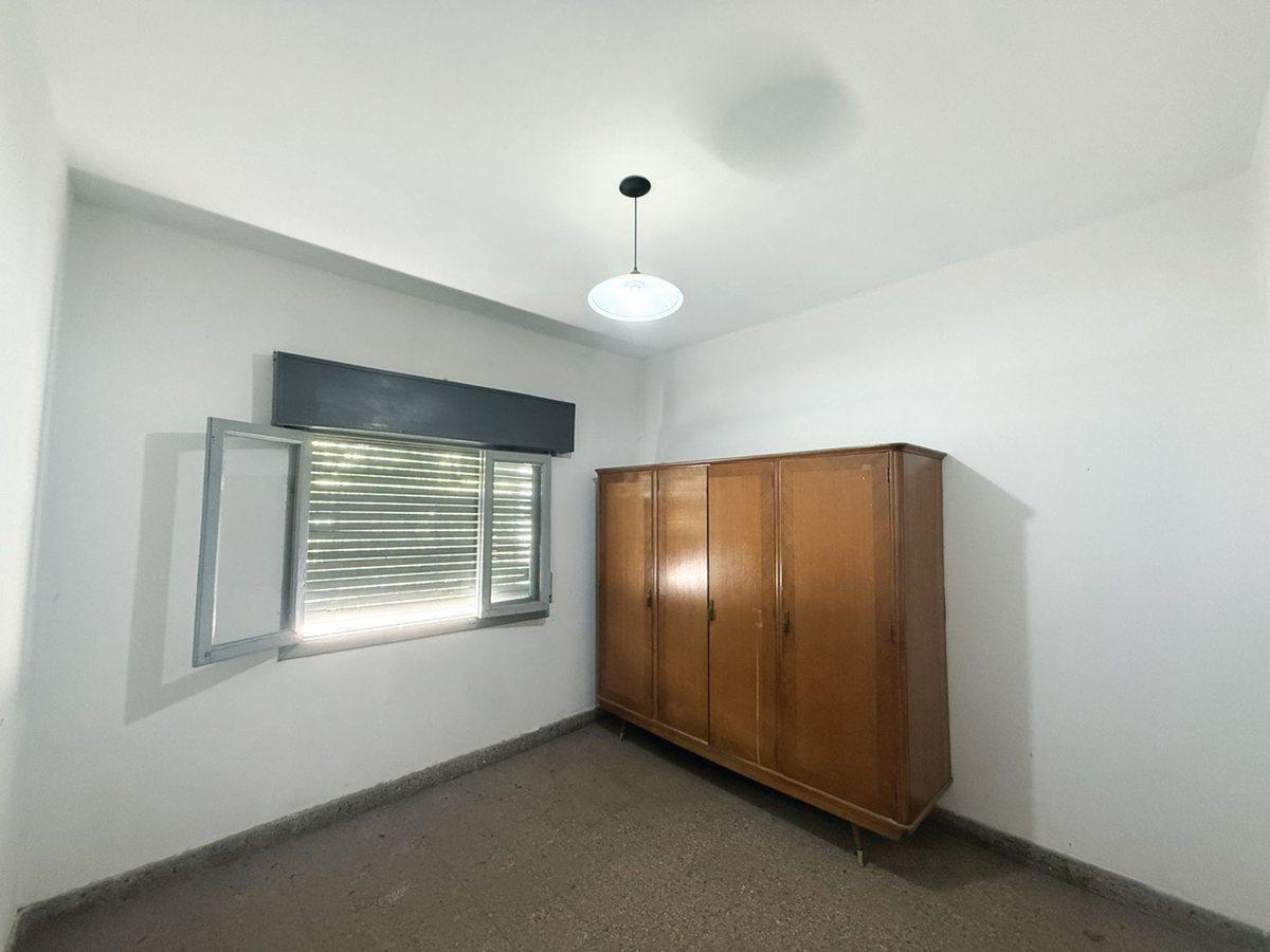 Foto de VENTA CASA CON LOCAL PARQUE GARAJE VILLA DE MAYO, imagen 2