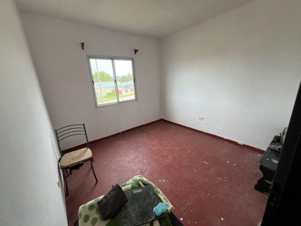 Foto de VENTA CASA 3 AMB TIPO DUPLEX GENERAL RODRIGUEZ, imagen 2