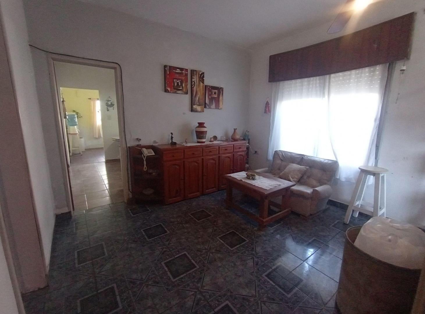 Foto de VENTA CASA 3 AMB PATIO JARDIN GARAGE SAN MIGUEL, imagen 3