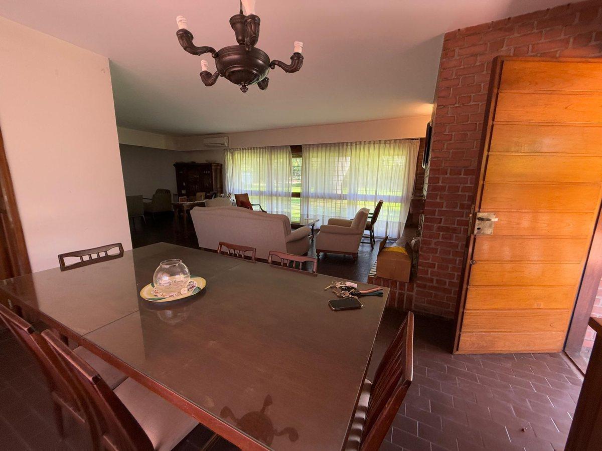 Foto de VENTA DE HERMOSA CASA EN BELLA VISTA, imagen 2