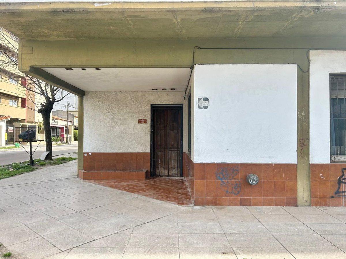 Foto de VENTA CASA 4 AMBIENTES SAN MIGUEL, imagen 2