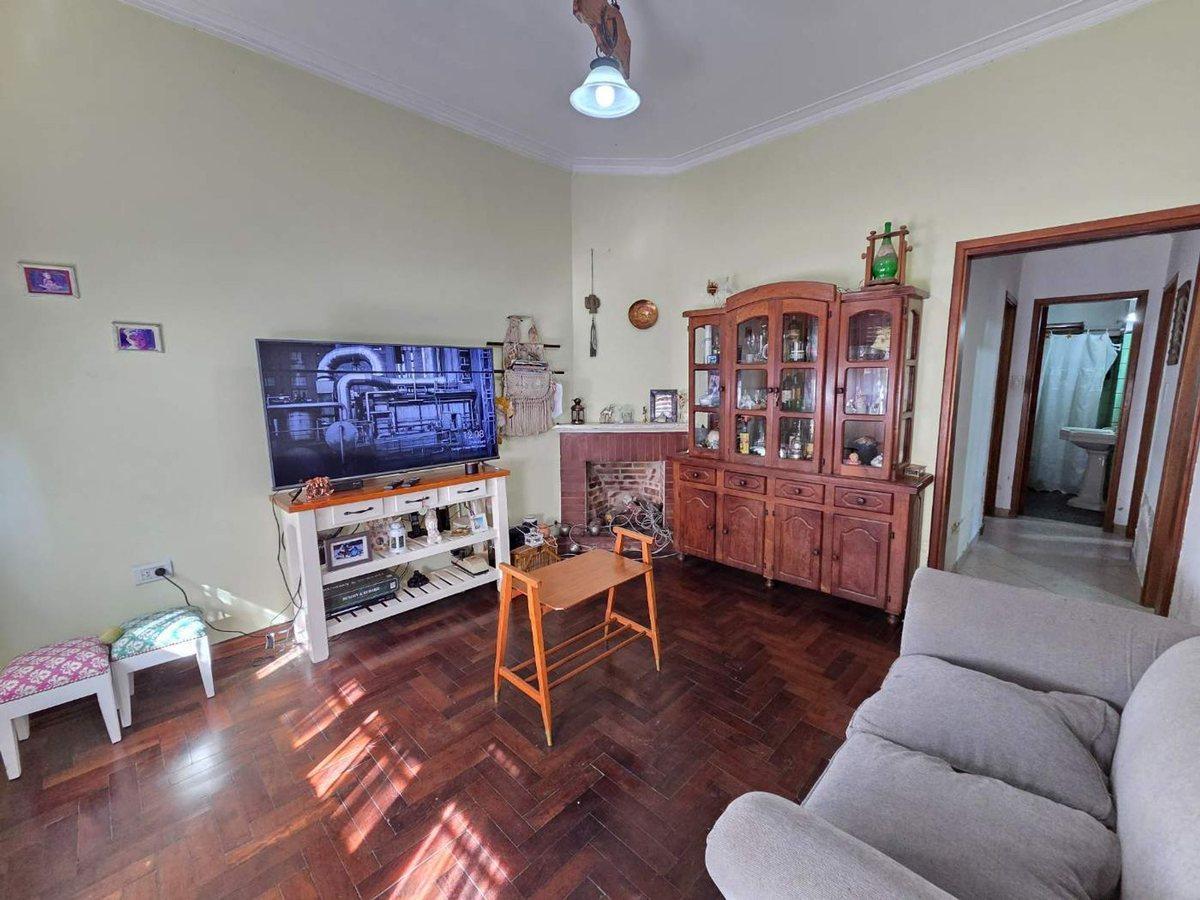 Foto de VENTA CASA 4 AMBIENTES HURLINGHAM JARDIN GARAGE, imagen 3