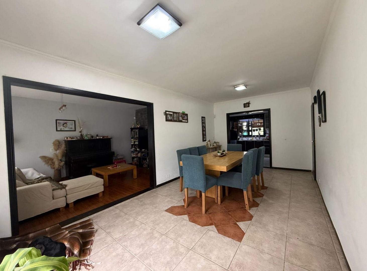 Foto de VENTA CASA 4 AMB C/PILETA APTA CREDITO DEL VISO, imagen 5