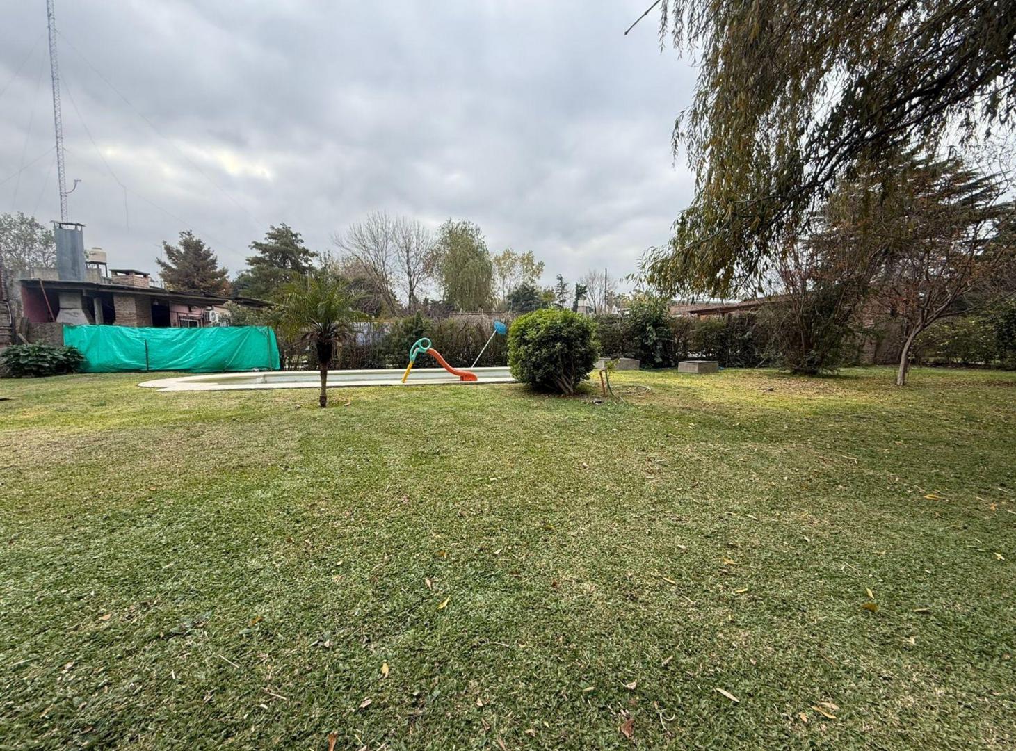 Foto de VENTA CASA 4 AMB C/PILETA APTA CREDITO DEL VISO, imagen 3