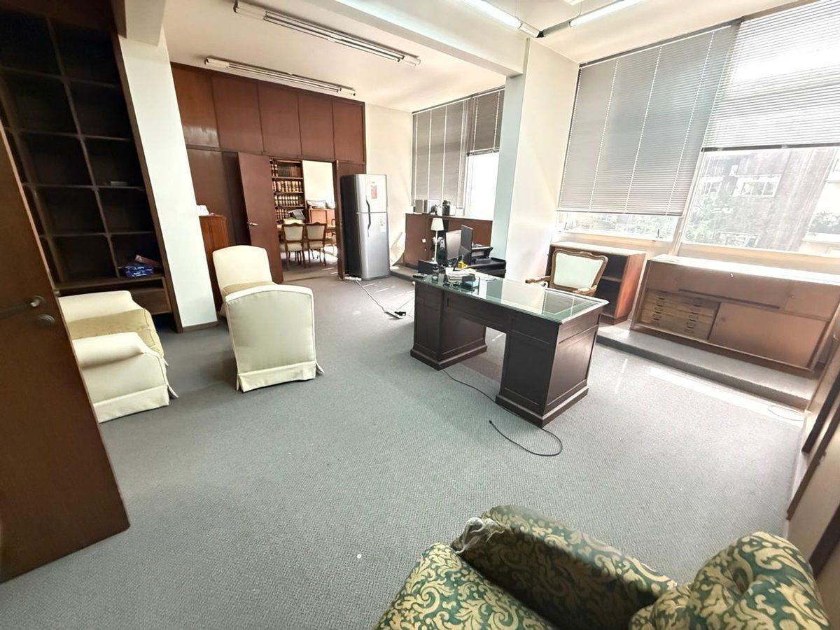 Foto de VENTA OFICINA 89M2 EN SAN NICOLAS, imagen 1