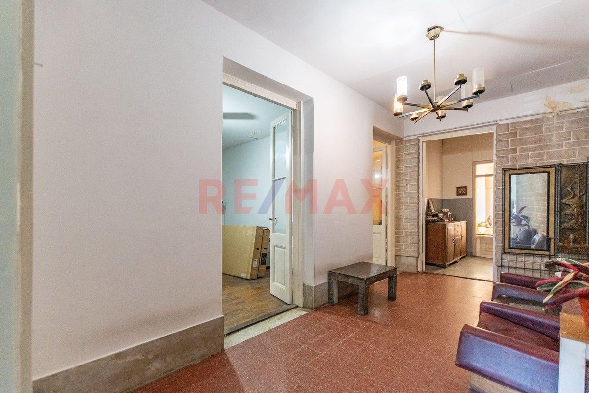 Foto de Venta Casa 6 amb con terraza en Parque Patricios, imagen 3