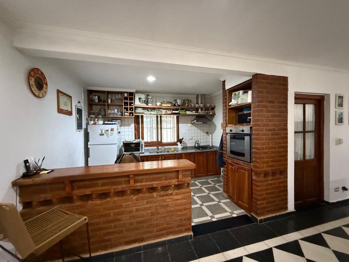 Foto de VENTA CASA 4 AMB. VILLA DE MAYO. PARQUE, imagen 1