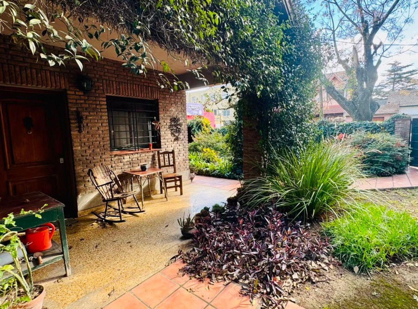 Foto de VENTA CASA 4 AMBIENTES HURLINGHAM CENTRO, imagen 3