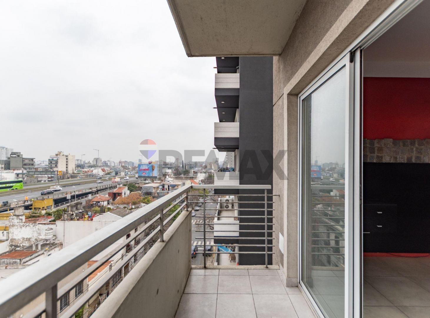 Foto de VENTA MONOAMBIENTE CON BALCON APTO CREDITO BOEDO, imagen 1