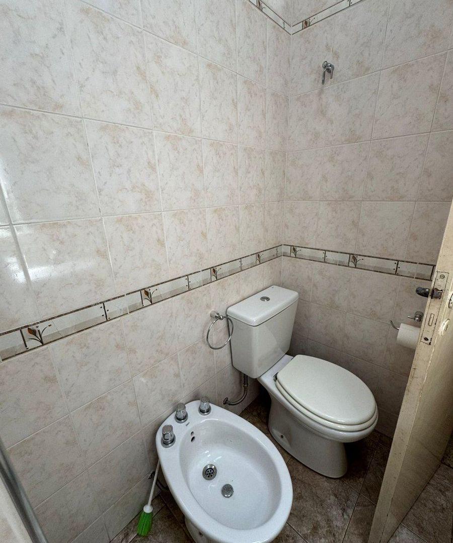 Foto de VENTA PROPIEDAD 3 AMB CON PATIO APTO CREDITO MERLO, imagen 2