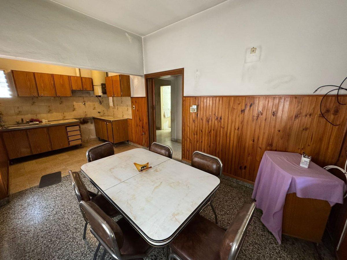 Foto de VENTA PROPIEDAD 3 AMB CON PATIO APTO CREDITO MERLO, imagen 1