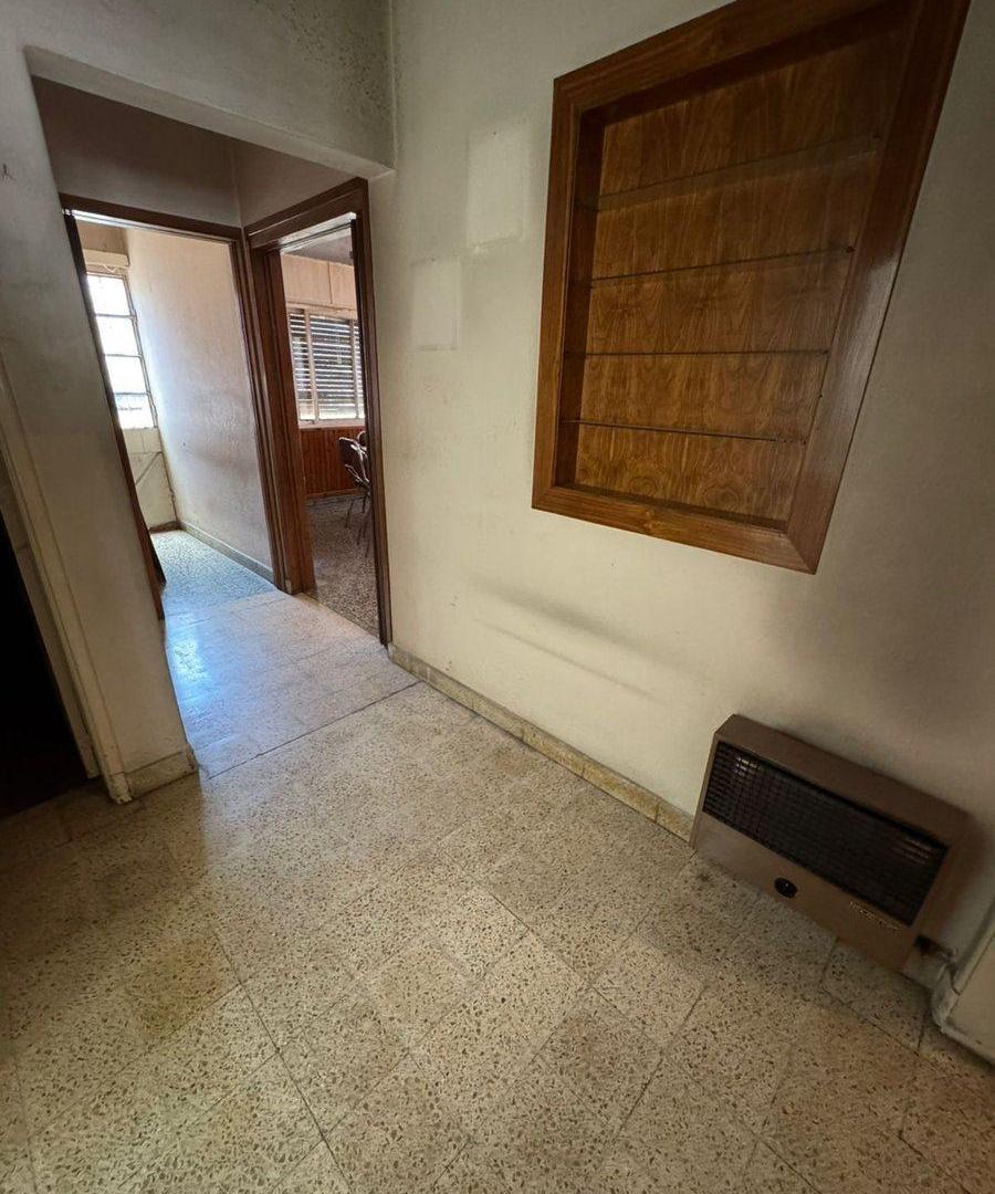 Foto de VENTA PROPIEDAD 3 AMB CON PATIO APTO CREDITO MERLO, imagen 3