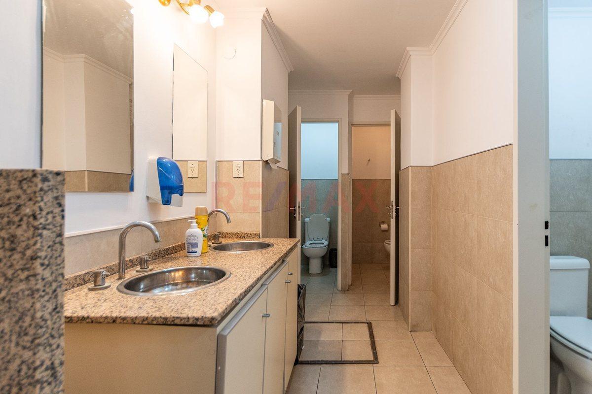 Foto de Venta Oficinas 600 m2 FINANCIACIÓN 50% - Monserrat, imagen 3