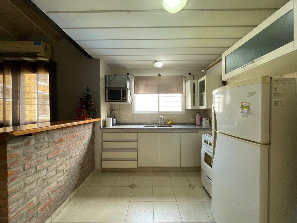 Foto de VENTA PH 4 AMBIENTES HURLINGHAM, imagen 2