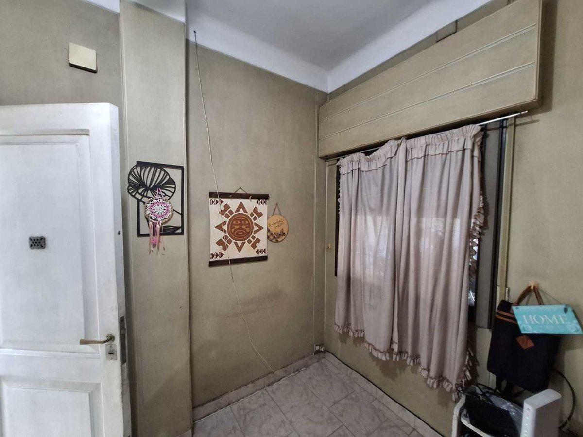 Foto de VENTA CASA 4 AMBIENTES CASTELAR COCHERA, imagen 4