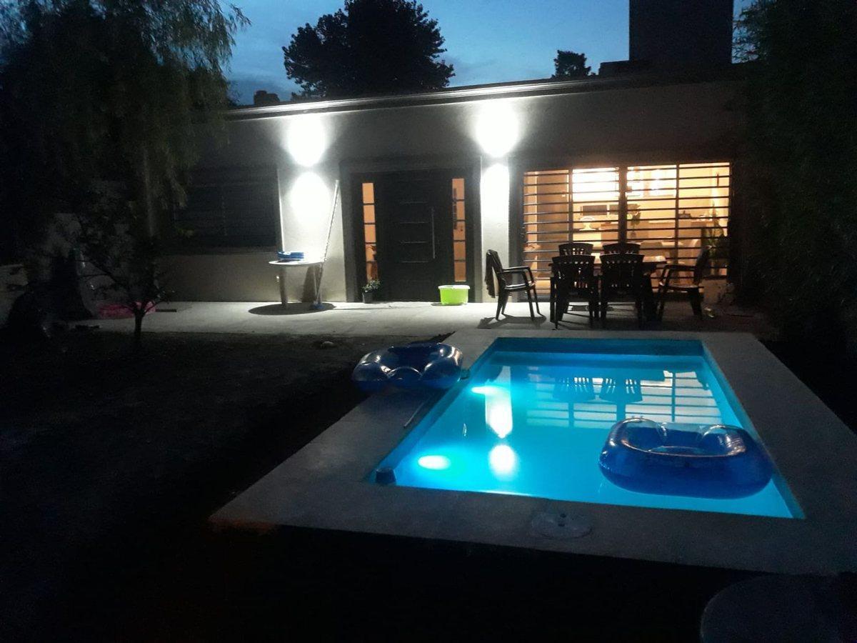 Foto de VENTA CASA 4 AMBIENTES DE VICENZO CHICO PILAR, imagen 4