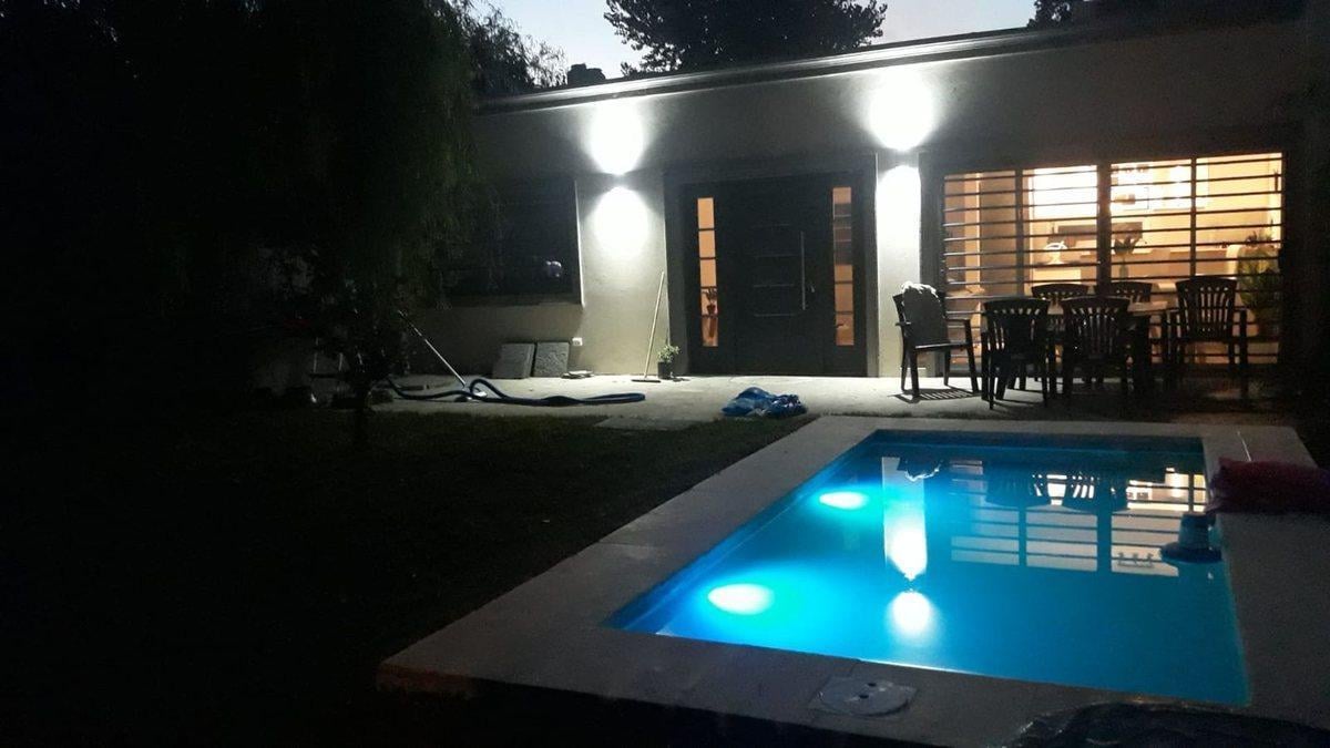 Foto de VENTA CASA 4 AMBIENTES DE VICENZO CHICO PILAR, imagen 2