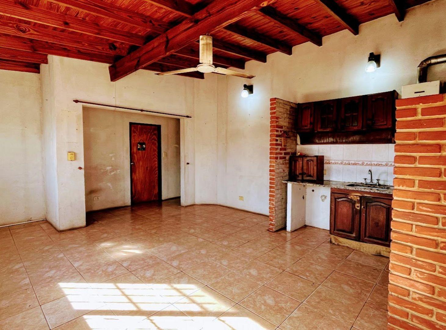 Foto de CASA PH FDO VENTA 7 AMBIENTES CAMARGO VILLA TESEI, imagen 3