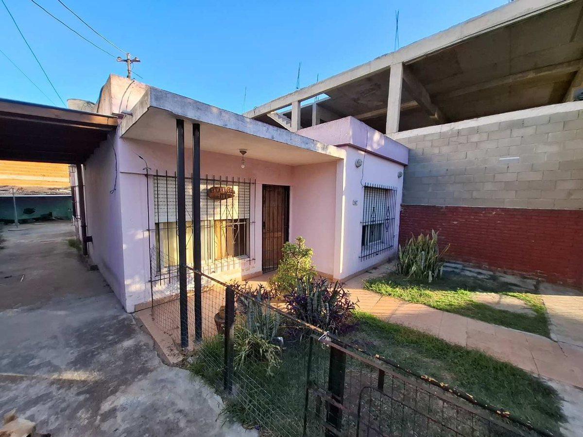Foto de VENTA CASA 3 AMBIENTES COCHERA MAS DEPARTAMENTO, imagen 5