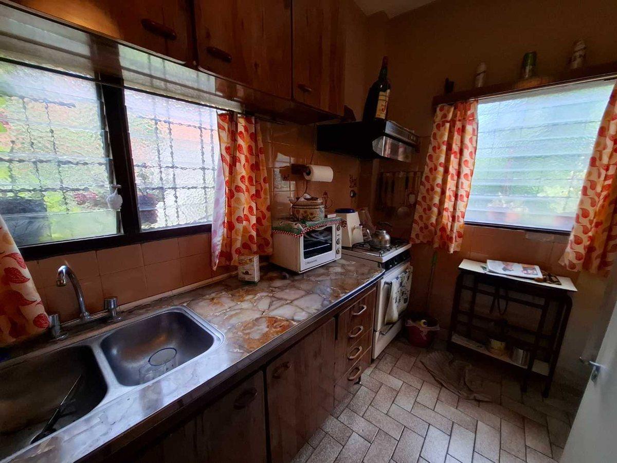 Foto de VENTA 2 CASAS 3 AMB CADA UNA EN ESPEJO JOSE C PAZ, imagen 5