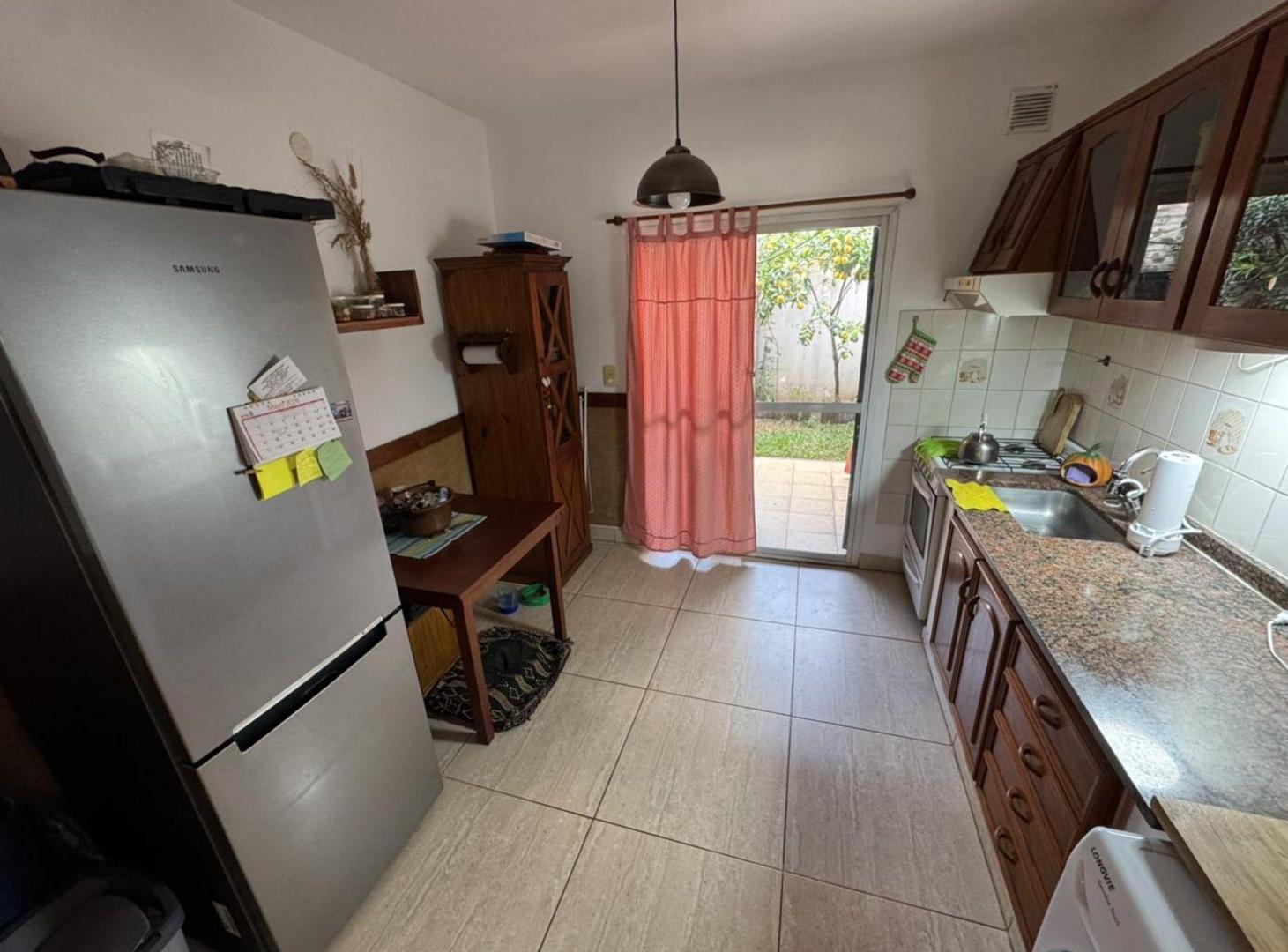 Foto de PH TRIPLEX 4 AMBIENTES VENTA MUÑIZ COCHERA PATIO, imagen 4