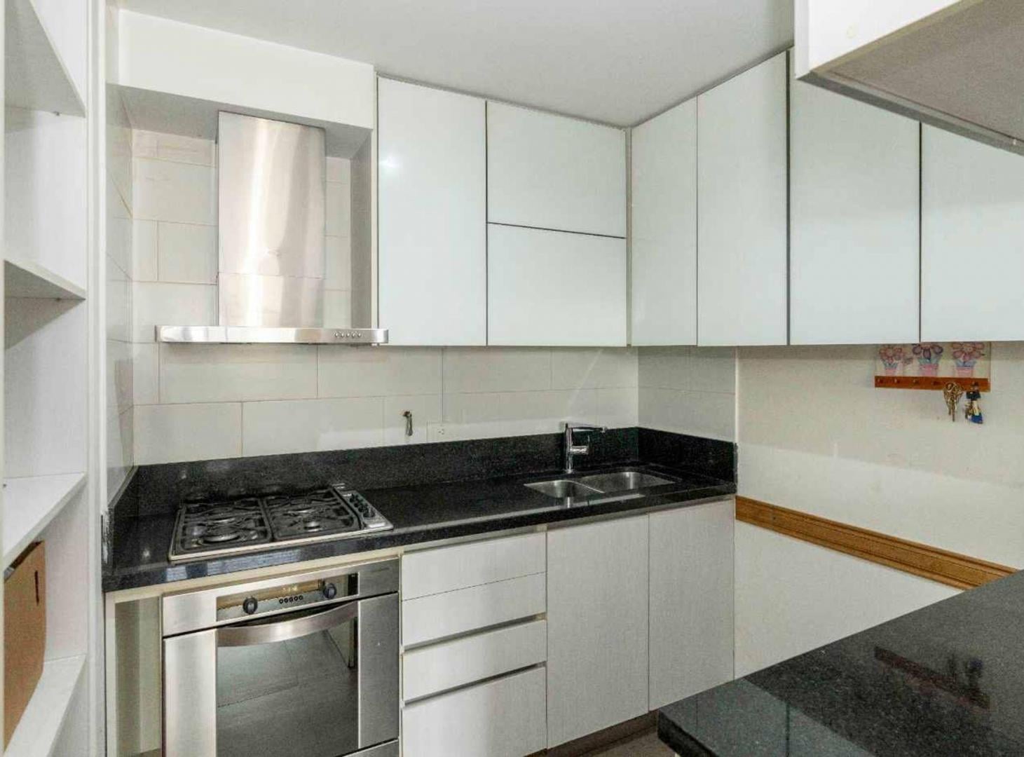 Foto de VENTA DEPARTAMENTO 3 AMBIENTES COCHERA BALCON, imagen 3