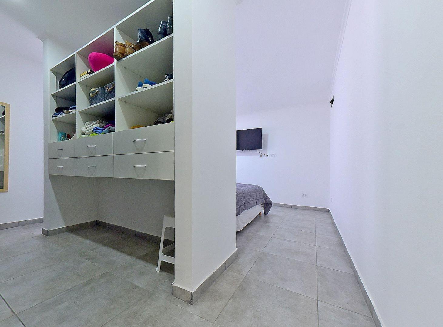 Foto de VENTA CASA NUEVA 4 AMB LUJAN HOSTERIA LOTE 1000 M, imagen 2