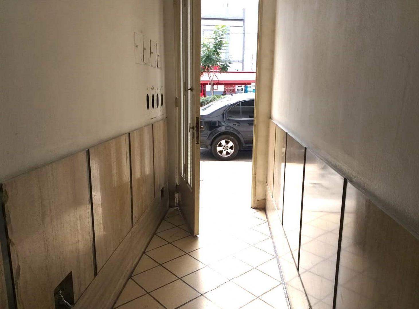 Foto de VENTA DPTO 3 AMBIENTES APTO PROF VILLA URQUIZA, imagen 5