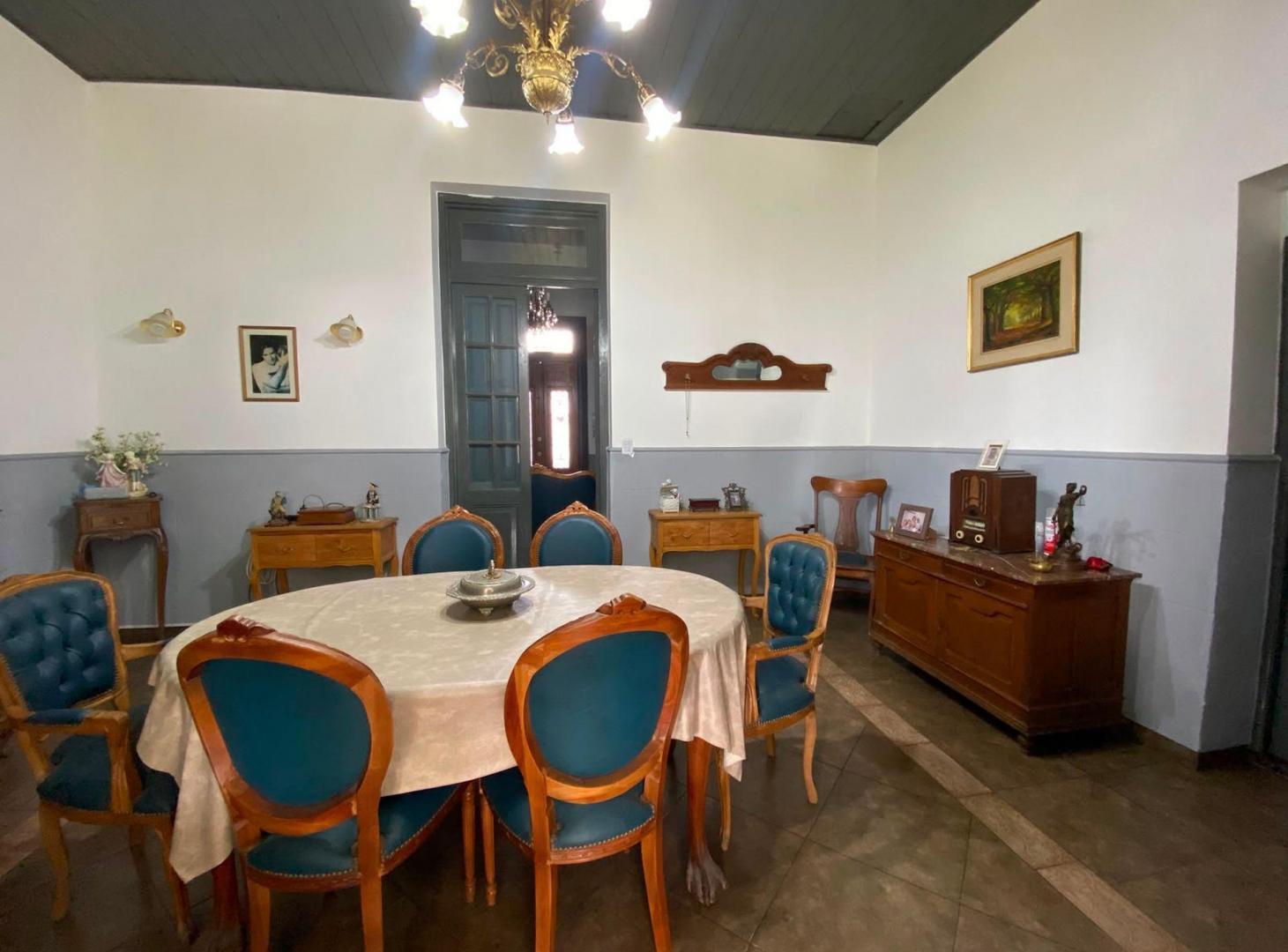 Foto de CASA EN VENTA EN LOMAS DE ZAMORA CON PARQUE, imagen 3