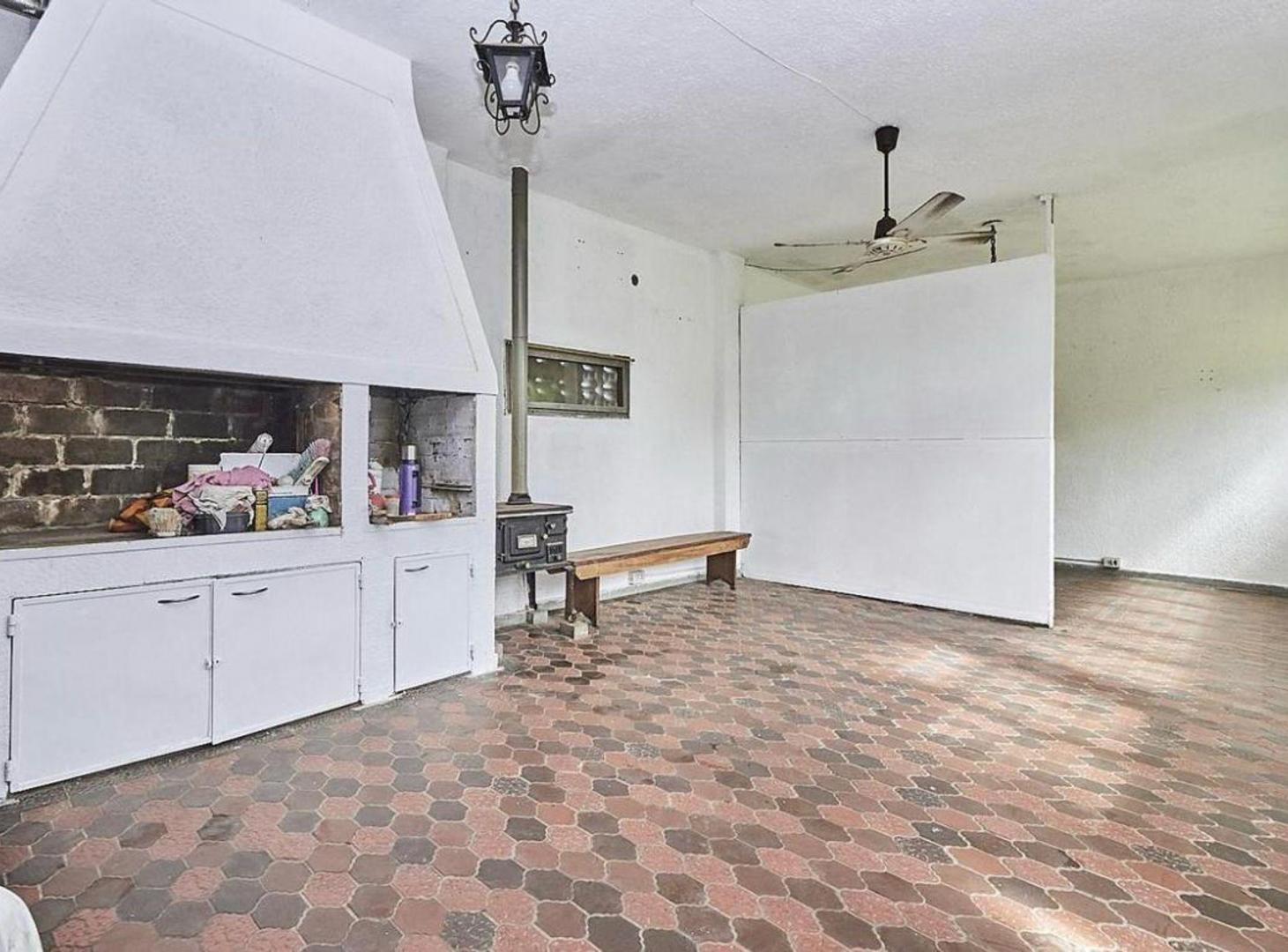 Foto de VENTA LOTE CON QUINCHO JOSE C PAZ, imagen 1