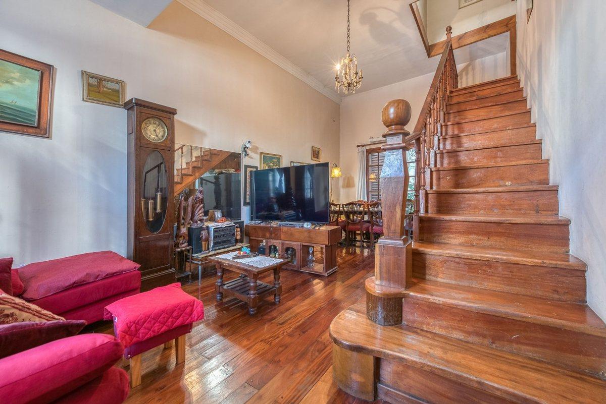 Foto de VENTA CASA 3 PISOS CENTRO DE FLORES, imagen 2