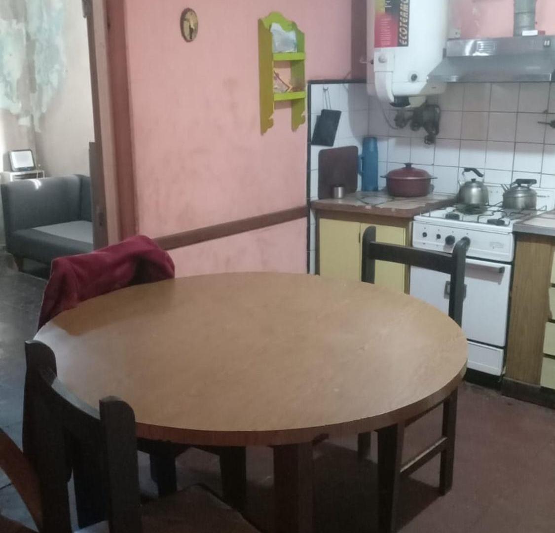 Foto de VENTA CASA 3 AMBIENTES PILAR.-, imagen 2