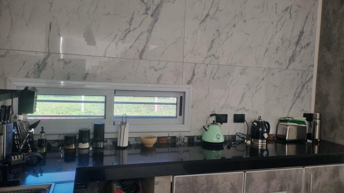 Foto de VENTA CASA 4 AMB Y LOTE LOMA LINDA, imagen 5