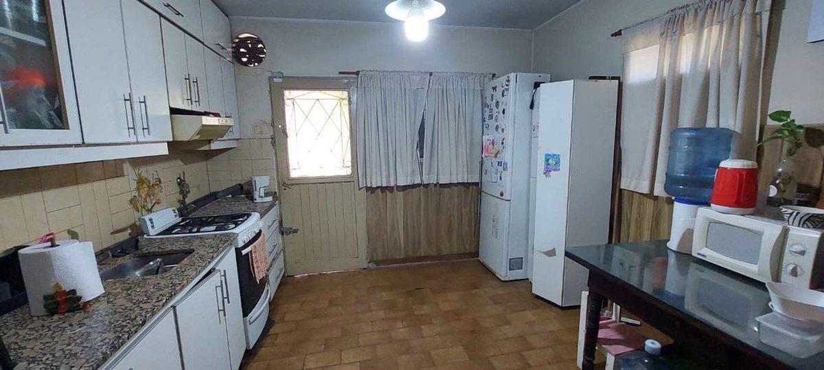 Foto de VENTA CASA 4 DORMITORIOS, LOS POLVORINES CENTRO, imagen 3