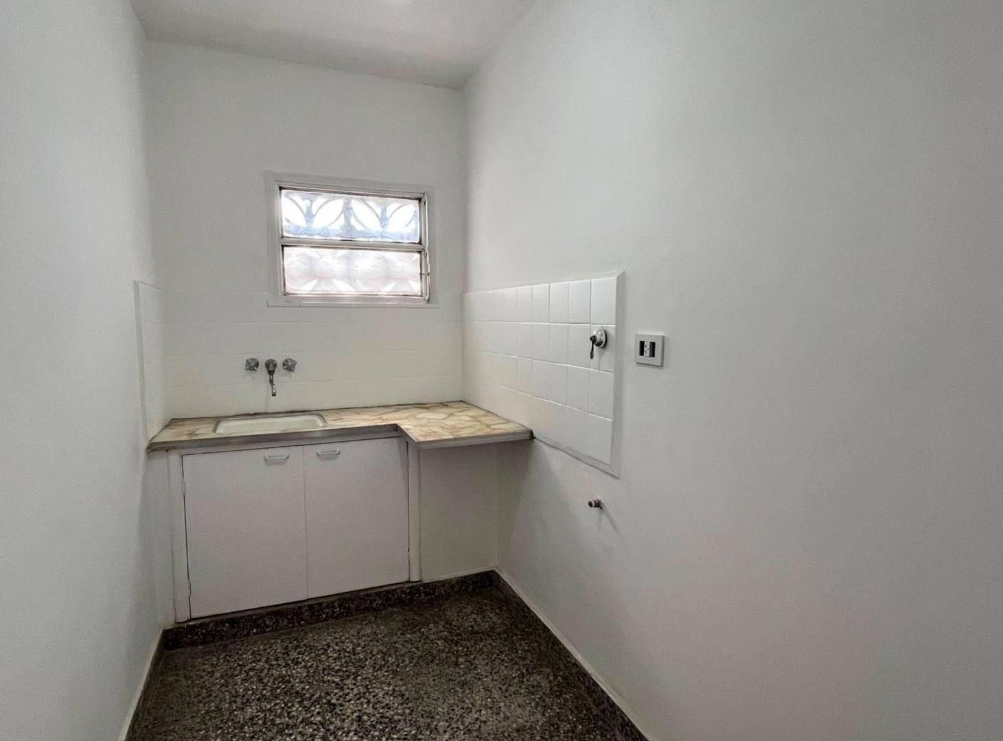 Foto de VENTA PH 2 AMBIENTES WILLIAM MORRIS-HURLIGHAM, imagen 2