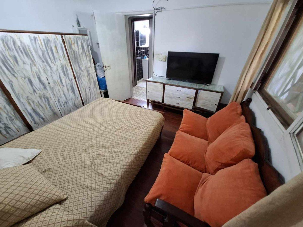 Foto de VENTA PH MUÑIZ 3 AMBIENTES PATIO + DEPTO COMPLETO, imagen 2