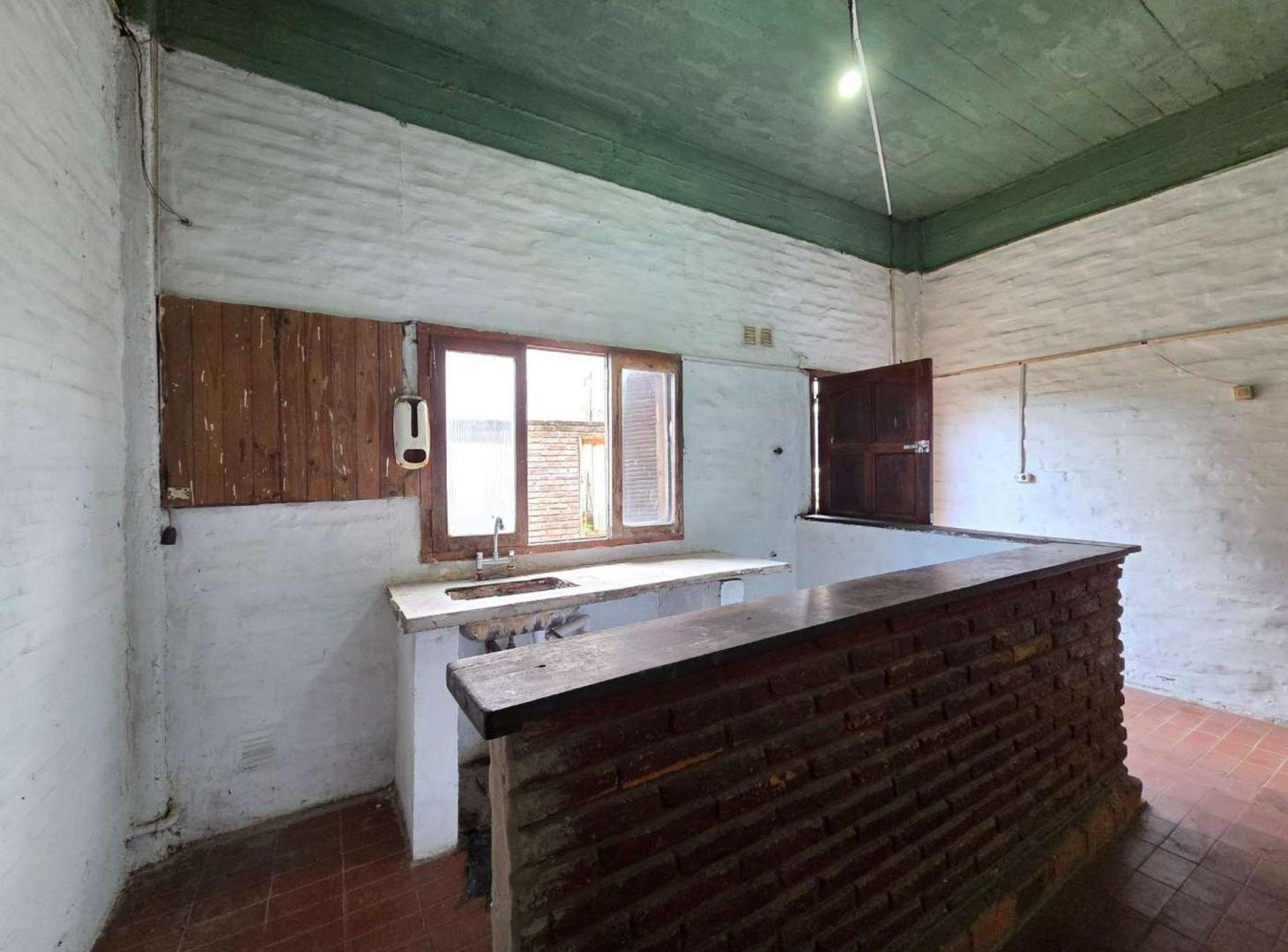 Foto de VENTA CASA 4 DORMITORIOS VILLA TESEI APTO CREDITO, imagen 4