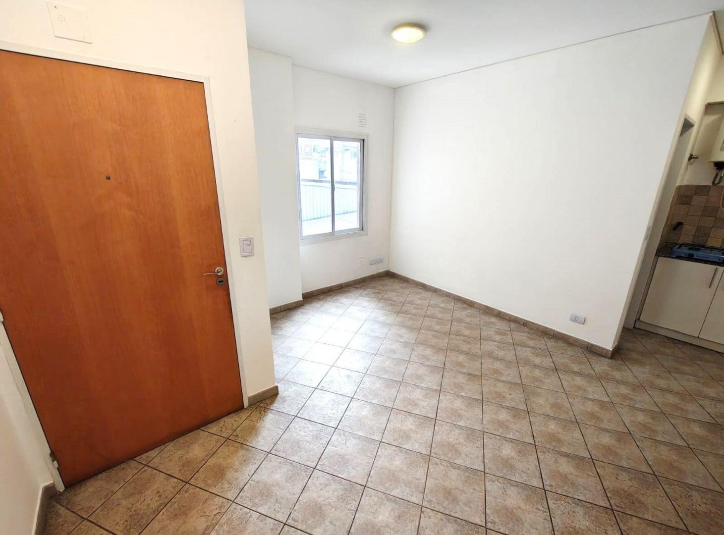 Foto de VENTA MONOAMBIENTE GRANDE DIVIDIDO SAN MIGUEL, imagen 1
