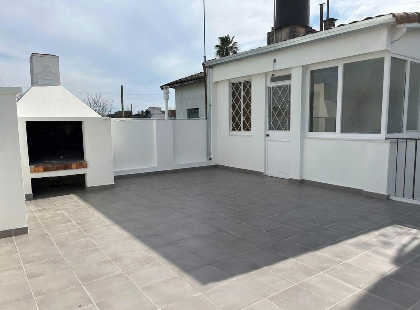 Foto de VENTA PH 4 AMBIENTES C/COCHERA WILLIAM MORRIS, imagen 1