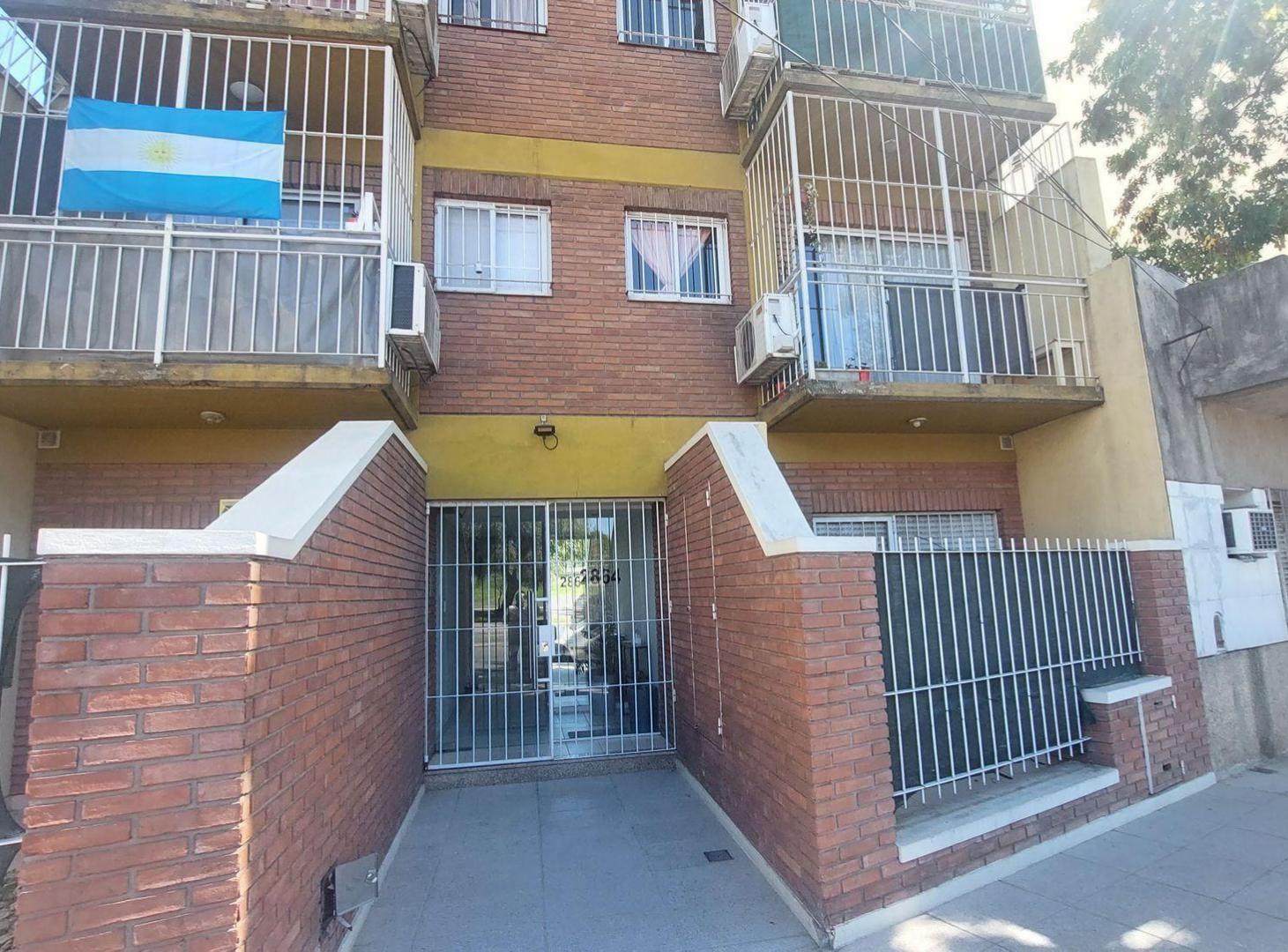 Foto de VENTA DEPARTAMENTO DOS AMBIENTES CON BALCON FRENTE, imagen 5