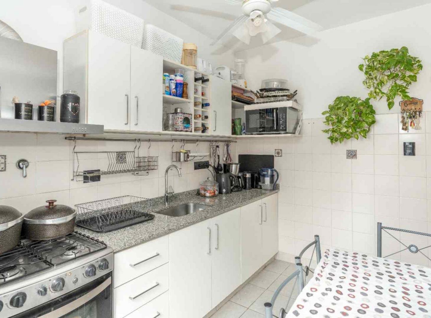 Foto de VENTA DEPARTAMENTO 4 AMBIENTES COCHERA LUMINOSO, imagen 5