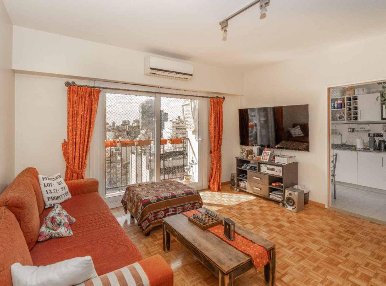 Foto de VENTA DEPARTAMENTO 4 AMBIENTES COCHERA LUMINOSO, imagen 2