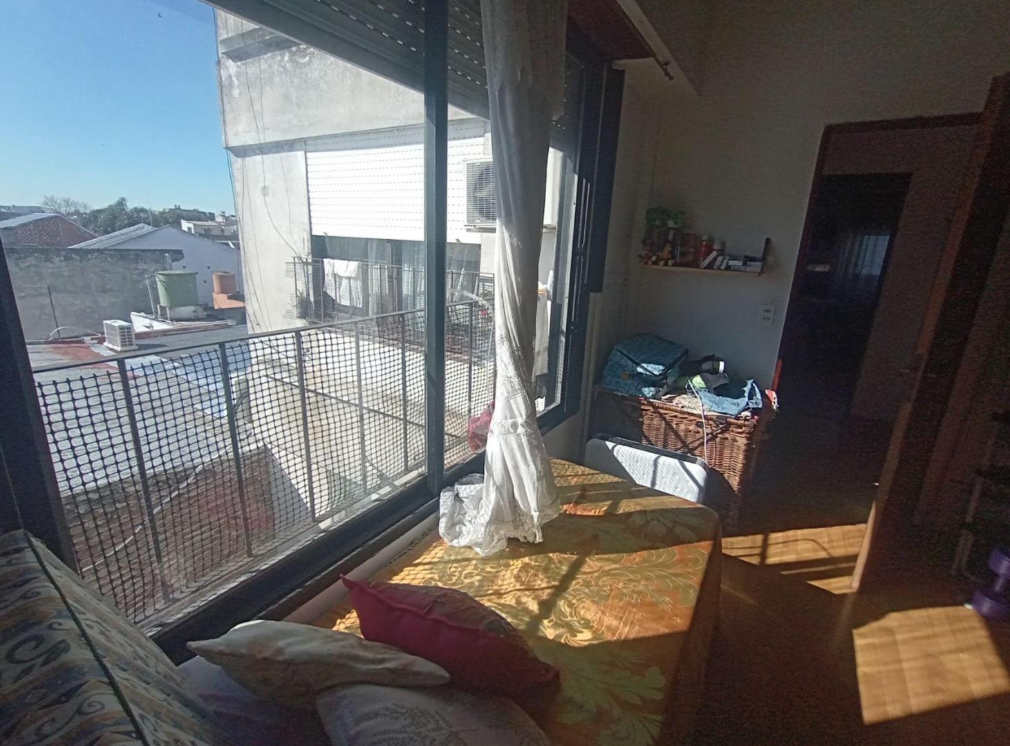 Foto de DEPTO 3 AMB VENTA CASEROS TERRAZA LUMINOSO, imagen 1