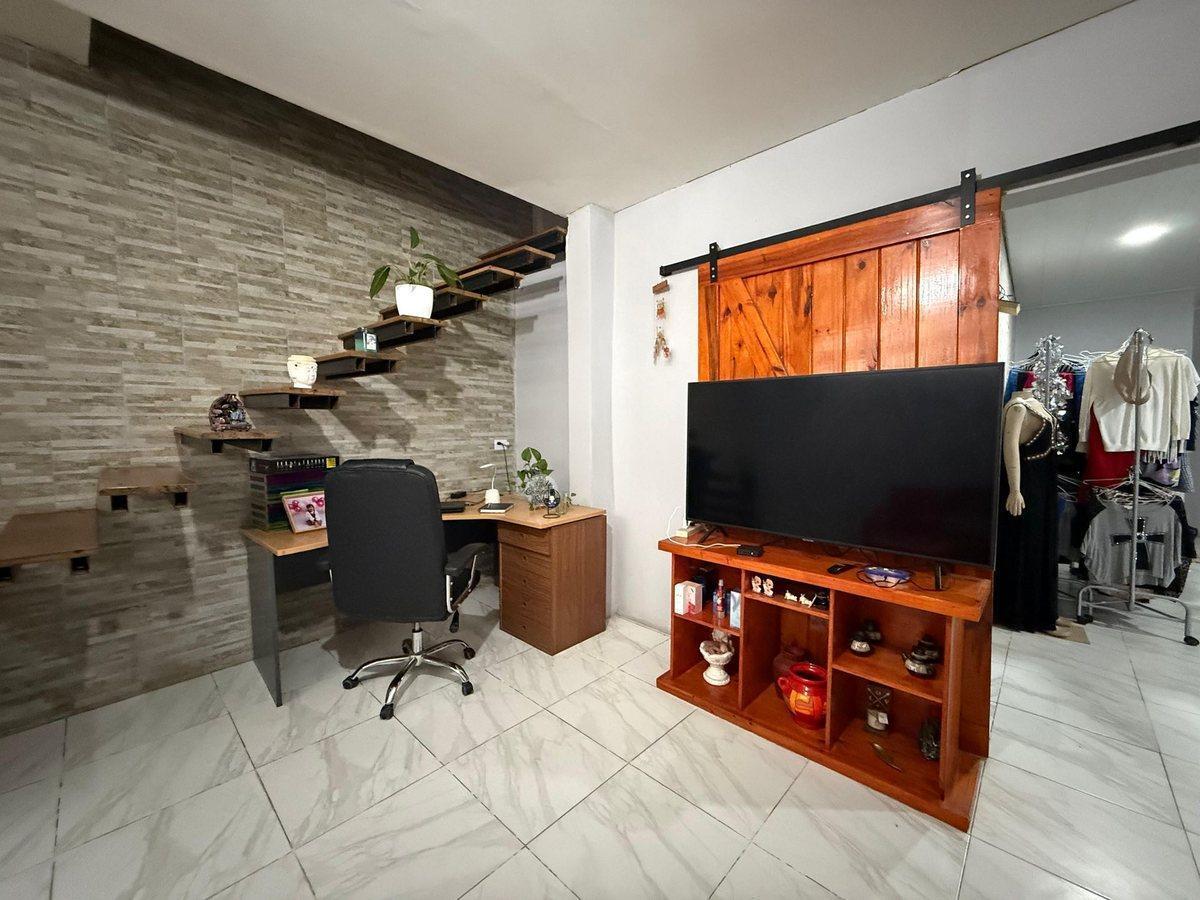 Foto de CASA VENTA EN RAMOS MEJIA 4 AMBIENTES, imagen 1